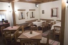 RESTORAN MOSLAVAČKA HIŽA, KUTINA